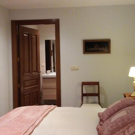 Kapel Etxea Hotel Urzainqui Eksteriør billede